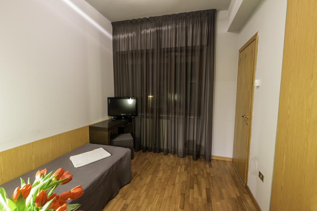 Capo Horn Hotel Darfo Boario Terme Экстерьер фото