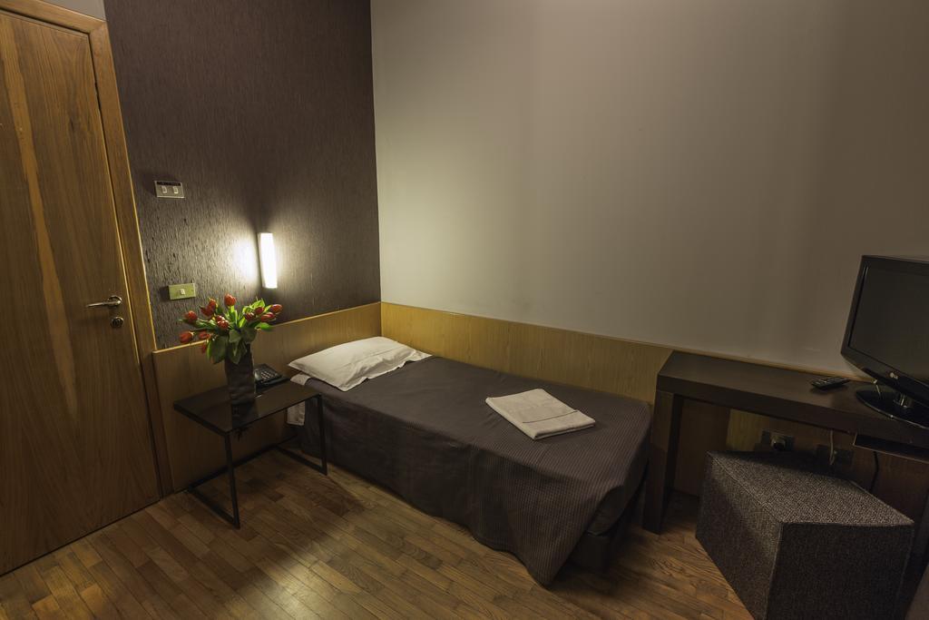 Capo Horn Hotel Darfo Boario Terme Экстерьер фото